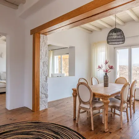 Ryakia Villa, 5 Min Away From Super Paradise Beach (Mykonos)