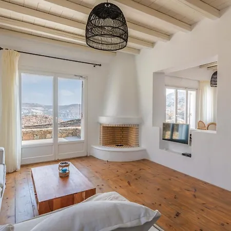 Villa Ryakia Villa, 5 Min Away From Super Paradise Beach (Mykonos)