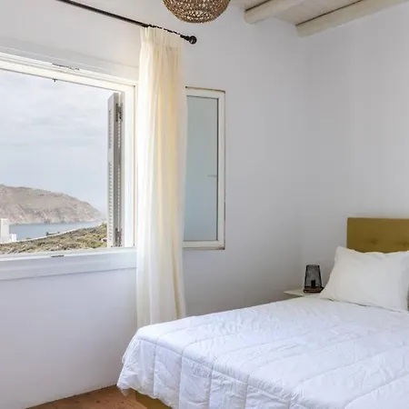 Ryakia Villa, 5 Min Away From Villa *